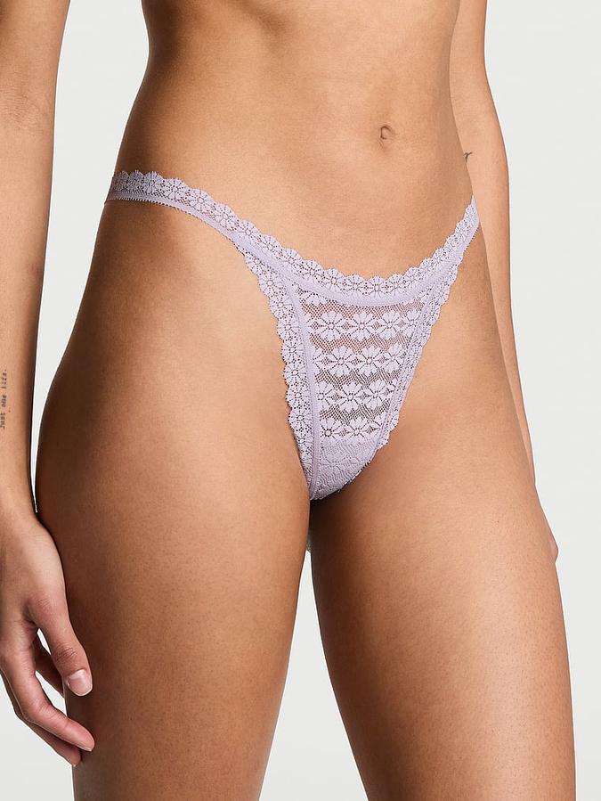 Victoria's Secret Tanga de Encaje con Margaritas